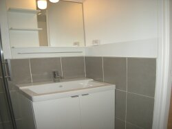 photo2