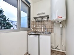 photo1