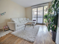 photo1