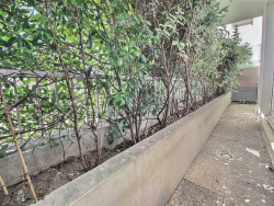 photo2