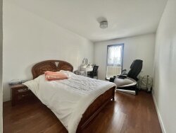 photo2