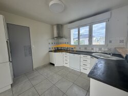 photo1