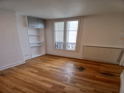 photo1