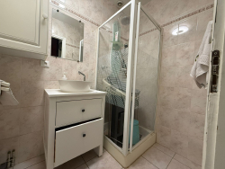 photo9