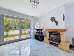 sejour-donnant-sur-la-terrasse-de-12m2