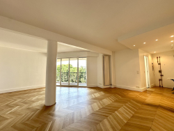 photo1