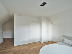 photo1