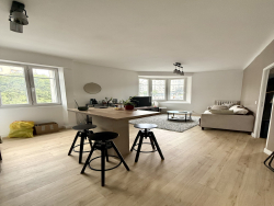 photo1