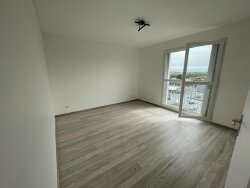 photo3