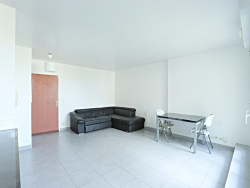 photo1
