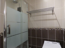 photo1