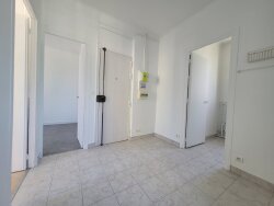 photo1