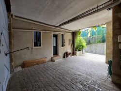 cour-pavee---coin-terrasse