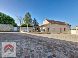 photo1